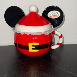 DISNEY CHRISTMAS COFFEE CUP OR SPUP BOWL WITH COVER